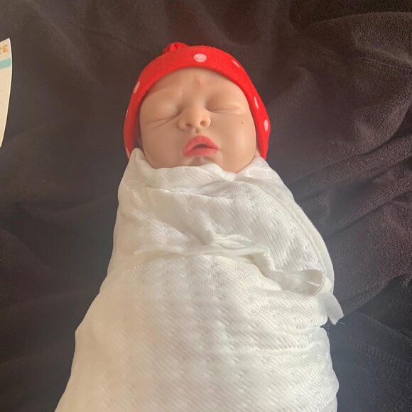 🆕12Inch Full Platinum Silicone Reborn Baby Dolls Close Eye Girl with Doll Cloth - Picture 2 of 7